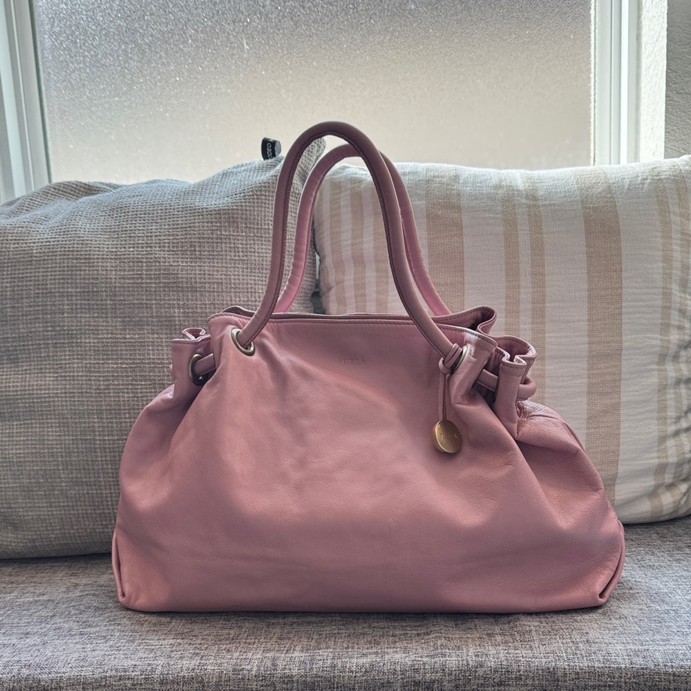 Furla Soft & Elegant Pink Shoulder Bag